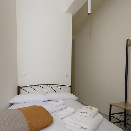 Athens Commercial Экстерьер фото