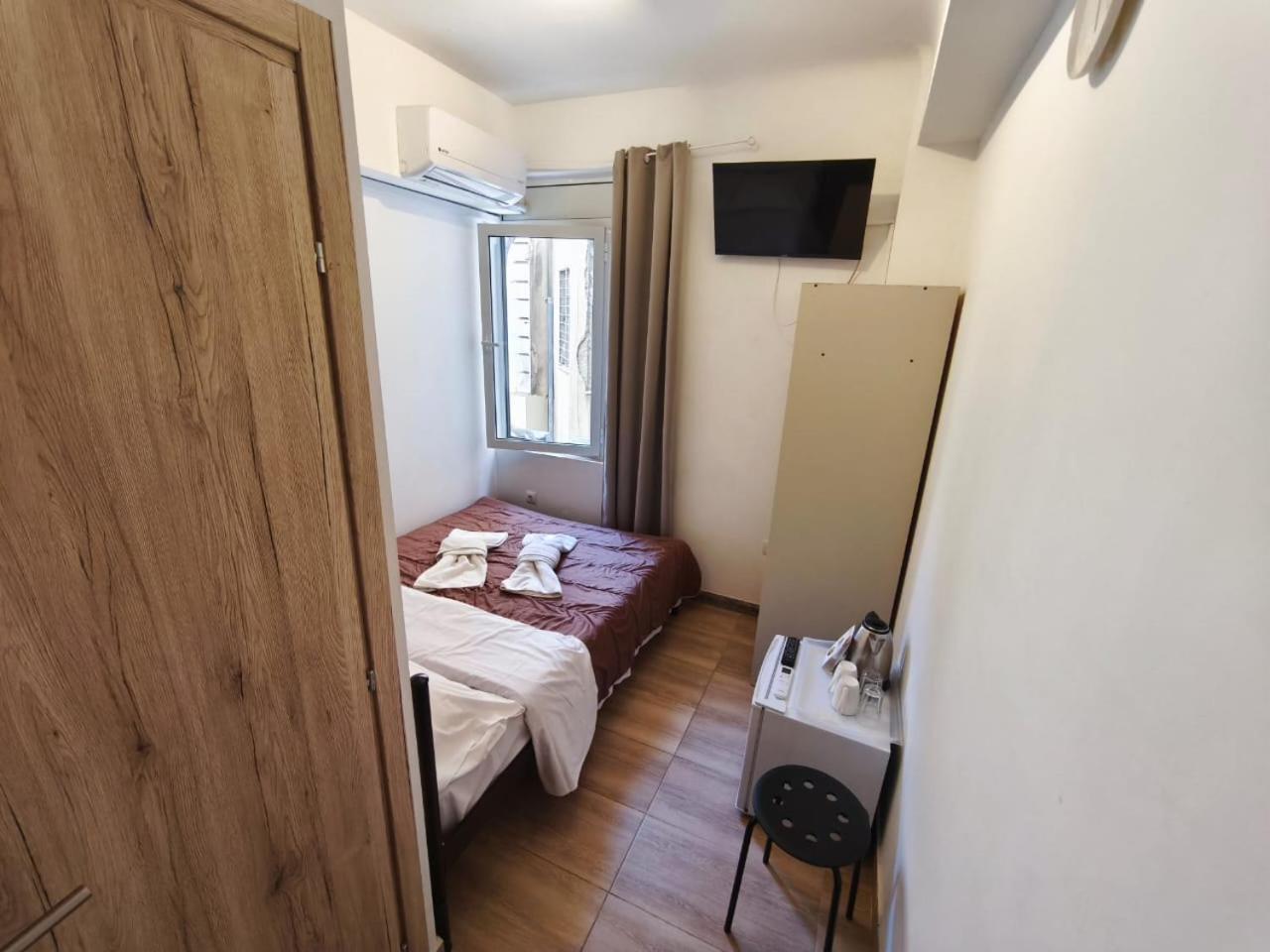 Athens Commercial Экстерьер фото